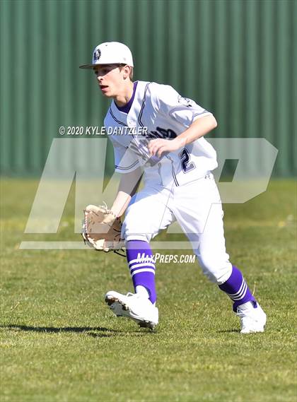 Thumbnail 1 in Bonham vs Whitesboro (Pottsboro Invitational) photogallery.