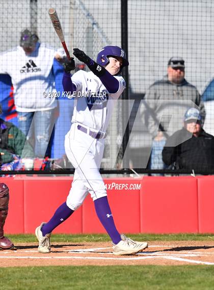 Thumbnail 1 in Bonham vs Whitesboro (Pottsboro Invitational) photogallery.