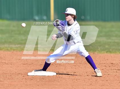 Thumbnail 3 in Bonham vs Whitesboro (Pottsboro Invitational) photogallery.