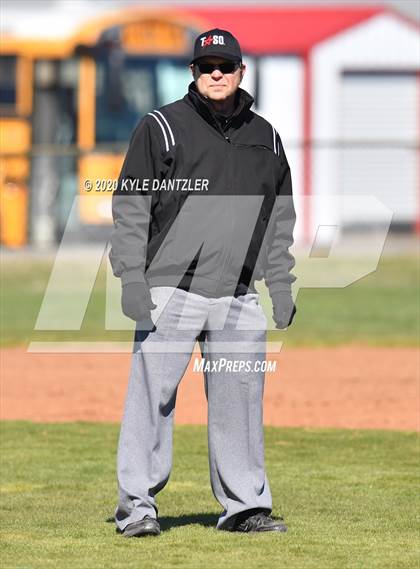 Thumbnail 3 in Bonham vs Whitesboro (Pottsboro Invitational) photogallery.