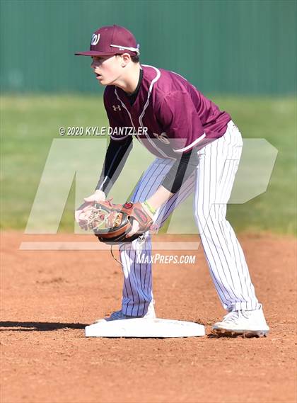 Thumbnail 3 in Bonham vs Whitesboro (Pottsboro Invitational) photogallery.