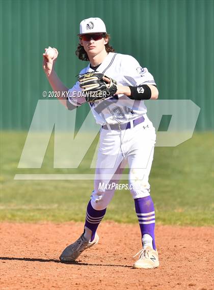 Thumbnail 3 in Bonham vs Whitesboro (Pottsboro Invitational) photogallery.