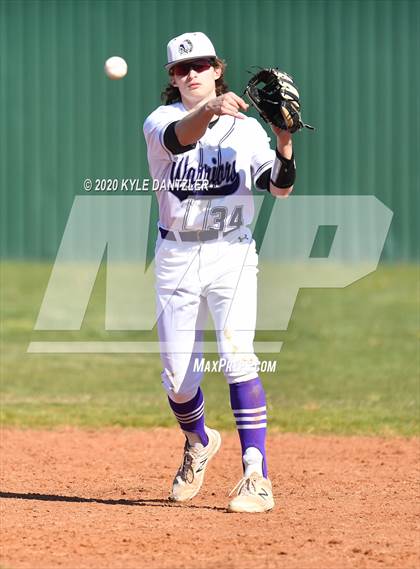 Thumbnail 3 in Bonham vs Whitesboro (Pottsboro Invitational) photogallery.