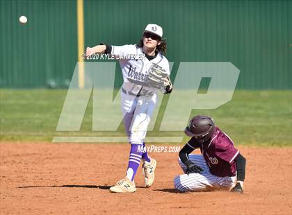 Thumbnail 1 in Bonham vs Whitesboro (Pottsboro Invitational) photogallery.