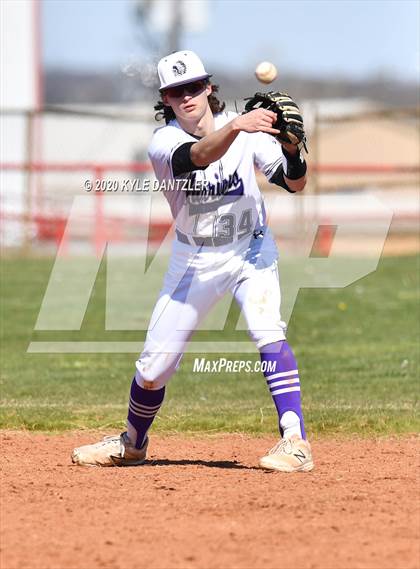 Thumbnail 2 in Bonham vs Whitesboro (Pottsboro Invitational) photogallery.