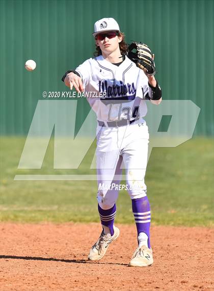 Thumbnail 2 in Bonham vs Whitesboro (Pottsboro Invitational) photogallery.