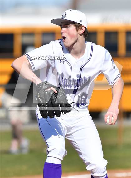 Thumbnail 3 in Bonham vs Whitesboro (Pottsboro Invitational) photogallery.