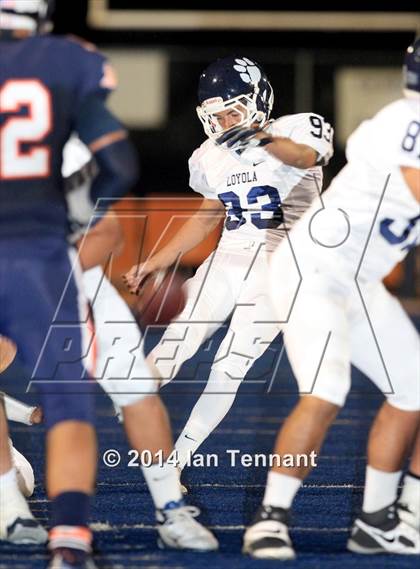 Thumbnail 2 in Loyola @ Chaminade photogallery.