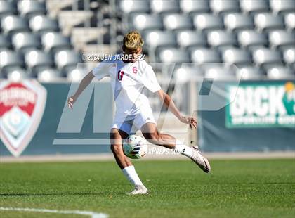 Thumbnail 3 in Cherry Creek vs. Broomfield (CHSAA 5A Final) photogallery.