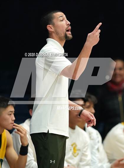 Thumbnail 2 in Damien vs. St. Patrick-St. Vincent (MaxPreps MLK Classic) photogallery.