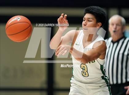 Thumbnail 2 in Damien vs. St. Patrick-St. Vincent (MaxPreps MLK Classic) photogallery.
