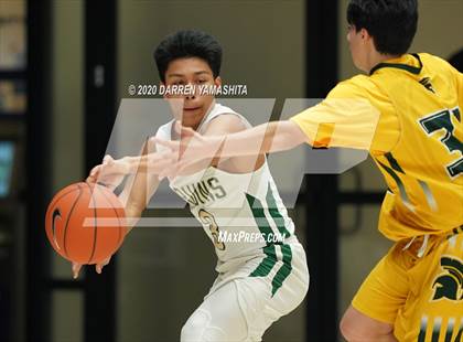 Thumbnail 3 in Damien vs. St. Patrick-St. Vincent (MaxPreps MLK Classic) photogallery.
