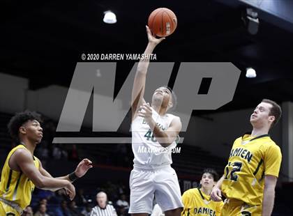 Thumbnail 1 in Damien vs. St. Patrick-St. Vincent (MaxPreps MLK Classic) photogallery.