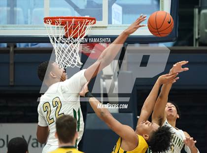 Thumbnail 3 in Damien vs. St. Patrick-St. Vincent (MaxPreps MLK Classic) photogallery.