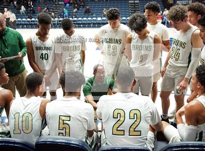 Thumbnail 3 in Damien vs. St. Patrick-St. Vincent (MaxPreps MLK Classic) photogallery.