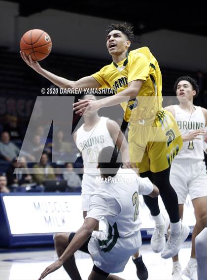 Thumbnail 1 in Damien vs. St. Patrick-St. Vincent (MaxPreps MLK Classic) photogallery.