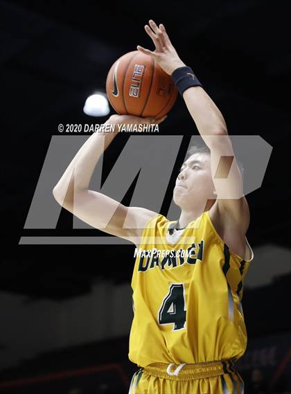 Thumbnail 1 in Damien vs. St. Patrick-St. Vincent (MaxPreps MLK Classic) photogallery.