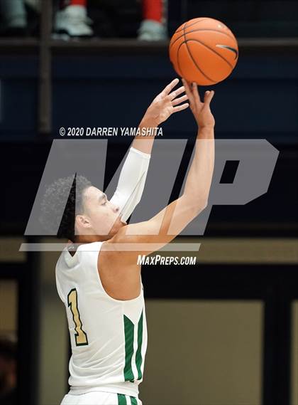 Thumbnail 2 in Damien vs. St. Patrick-St. Vincent (MaxPreps MLK Classic) photogallery.