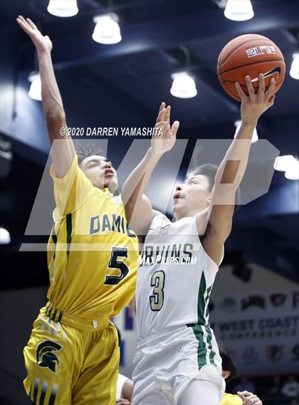 Thumbnail 3 in Damien vs. St. Patrick-St. Vincent (MaxPreps MLK Classic) photogallery.