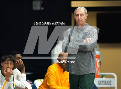 Thumbnail 1 in Damien vs. St. Patrick-St. Vincent (MaxPreps MLK Classic) photogallery.
