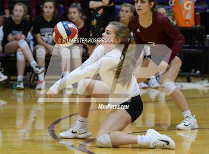 Thumbnail 1 in Marion vs. Johnson City (UIL 3A Bi-District) photogallery.