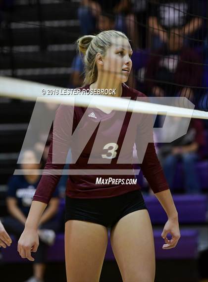 Thumbnail 2 in Marion vs. Johnson City (UIL 3A Bi-District) photogallery.