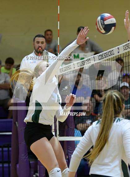 Thumbnail 1 in Marion vs. Johnson City (UIL 3A Bi-District) photogallery.