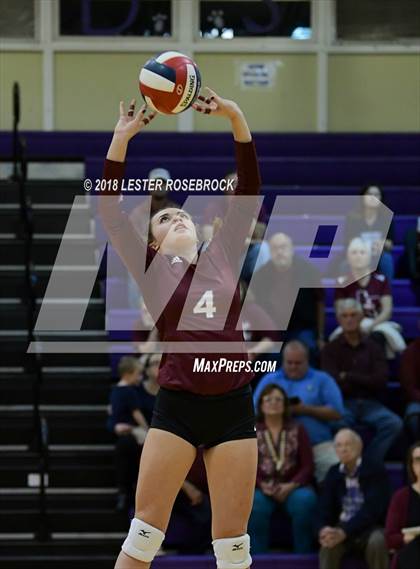 Thumbnail 2 in Marion vs. Johnson City (UIL 3A Bi-District) photogallery.