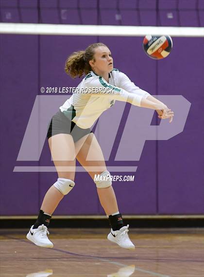 Thumbnail 2 in Marion vs. Johnson City (UIL 3A Bi-District) photogallery.