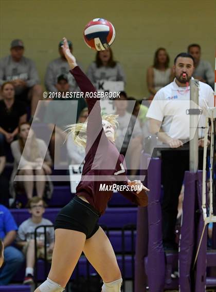 Thumbnail 3 in Marion vs. Johnson City (UIL 3A Bi-District) photogallery.