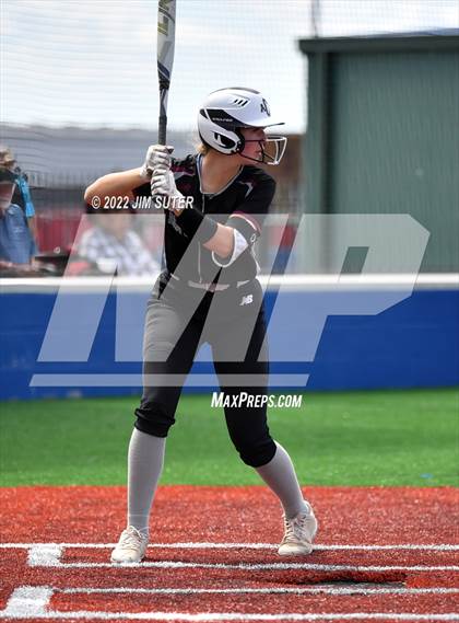 Thumbnail 3 in Brenham vs A&M Consolidated photogallery.