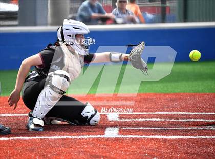 Thumbnail 3 in Brenham vs A&M Consolidated photogallery.