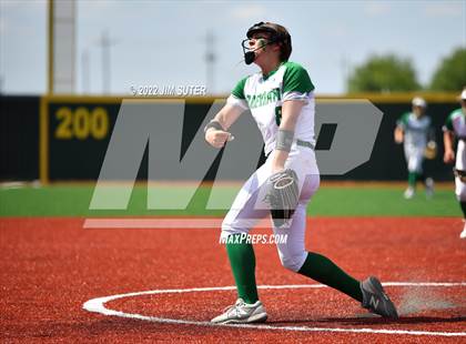 Thumbnail 2 in Brenham vs A&M Consolidated photogallery.