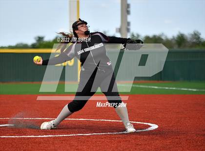 Thumbnail 3 in Brenham vs A&M Consolidated photogallery.