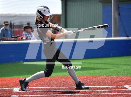 Thumbnail 2 in Brenham vs A&M Consolidated photogallery.
