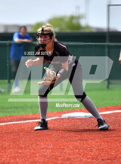 Thumbnail 3 in Brenham vs A&M Consolidated photogallery.