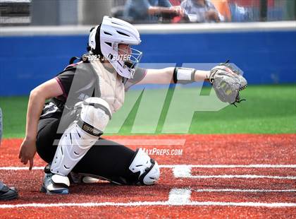 Thumbnail 1 in Brenham vs A&M Consolidated photogallery.