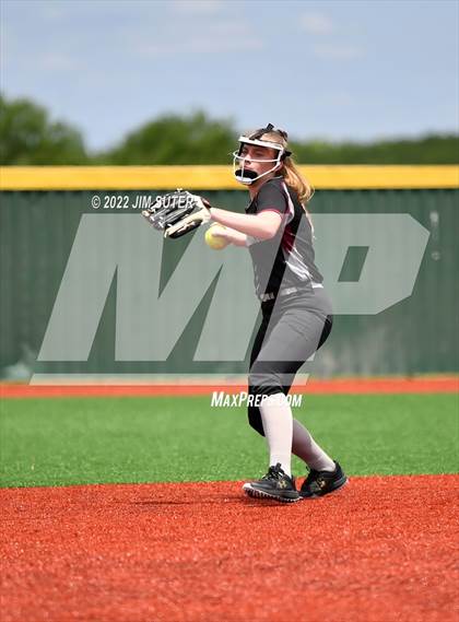 Thumbnail 2 in Brenham vs A&M Consolidated photogallery.