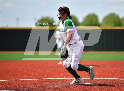Thumbnail 1 in Brenham vs A&M Consolidated photogallery.