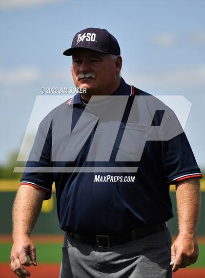 Thumbnail 1 in Brenham vs A&M Consolidated photogallery.