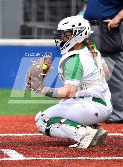 Thumbnail 2 in Brenham vs A&M Consolidated photogallery.