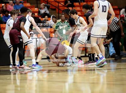 Thumbnail 1 in Keller vs Lewisville (UIL 6A Basketball Regional Semifinals) photogallery.