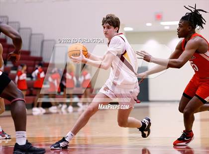 Thumbnail 1 in Osborne @ Lassiter photogallery.