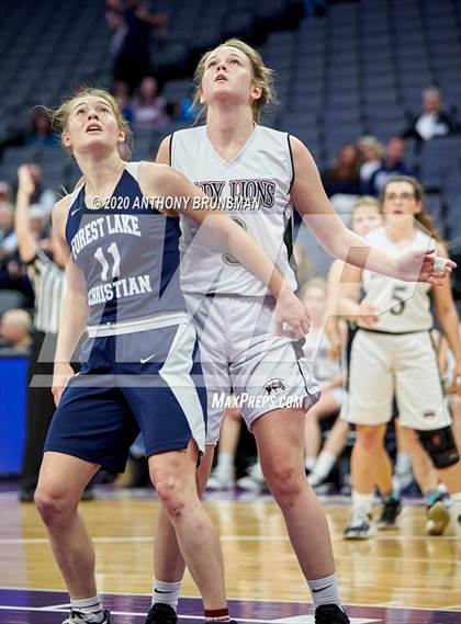 Thumbnail 3 in Valley Christian vs. Forest Lake Christian (CIF SJS D6 Final) photogallery.