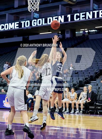 Thumbnail 2 in Valley Christian vs. Forest Lake Christian (CIF SJS D6 Final) photogallery.