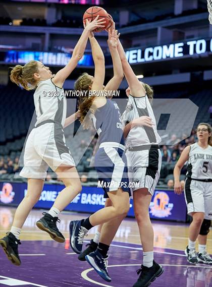 Thumbnail 3 in Valley Christian vs. Forest Lake Christian (CIF SJS D6 Final) photogallery.