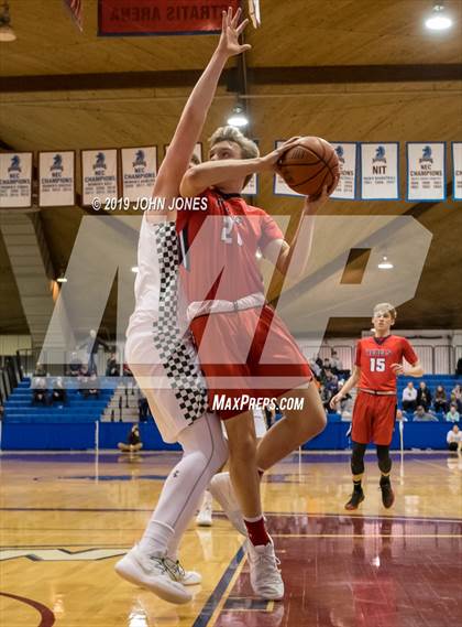 Thumbnail 3 in Ramapo vs. Saddle River Day (Bergen Jamboree) photogallery.