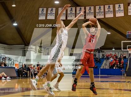 Thumbnail 2 in Ramapo vs. Saddle River Day (Bergen Jamboree) photogallery.