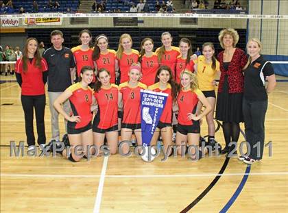 Thumbnail 2 in St. Francis vs St. Mary's (CIF SJS D1 Final) photogallery.