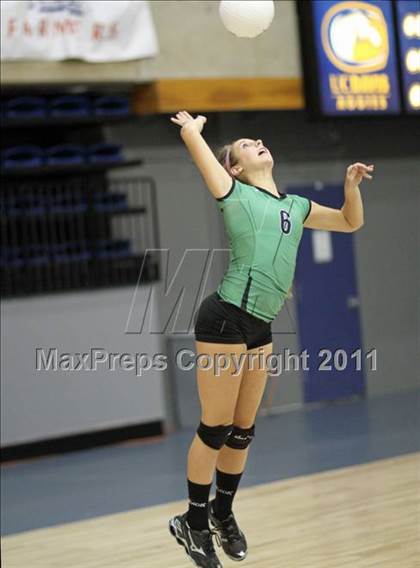 Thumbnail 3 in St. Francis vs St. Mary's (CIF SJS D1 Final) photogallery.
